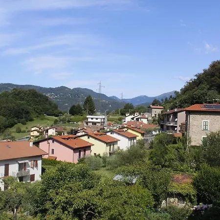 Casa Della Chicca * Mandello del Lario